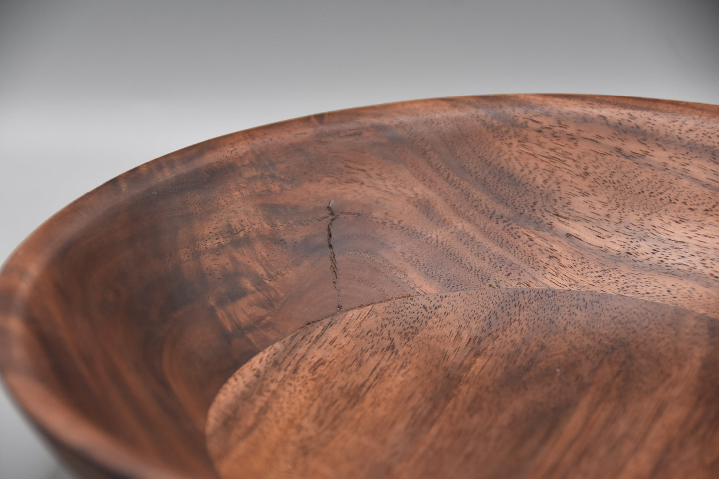 The "Knotty" Minimalist: Handcrafted Layered Walnut Bowl
