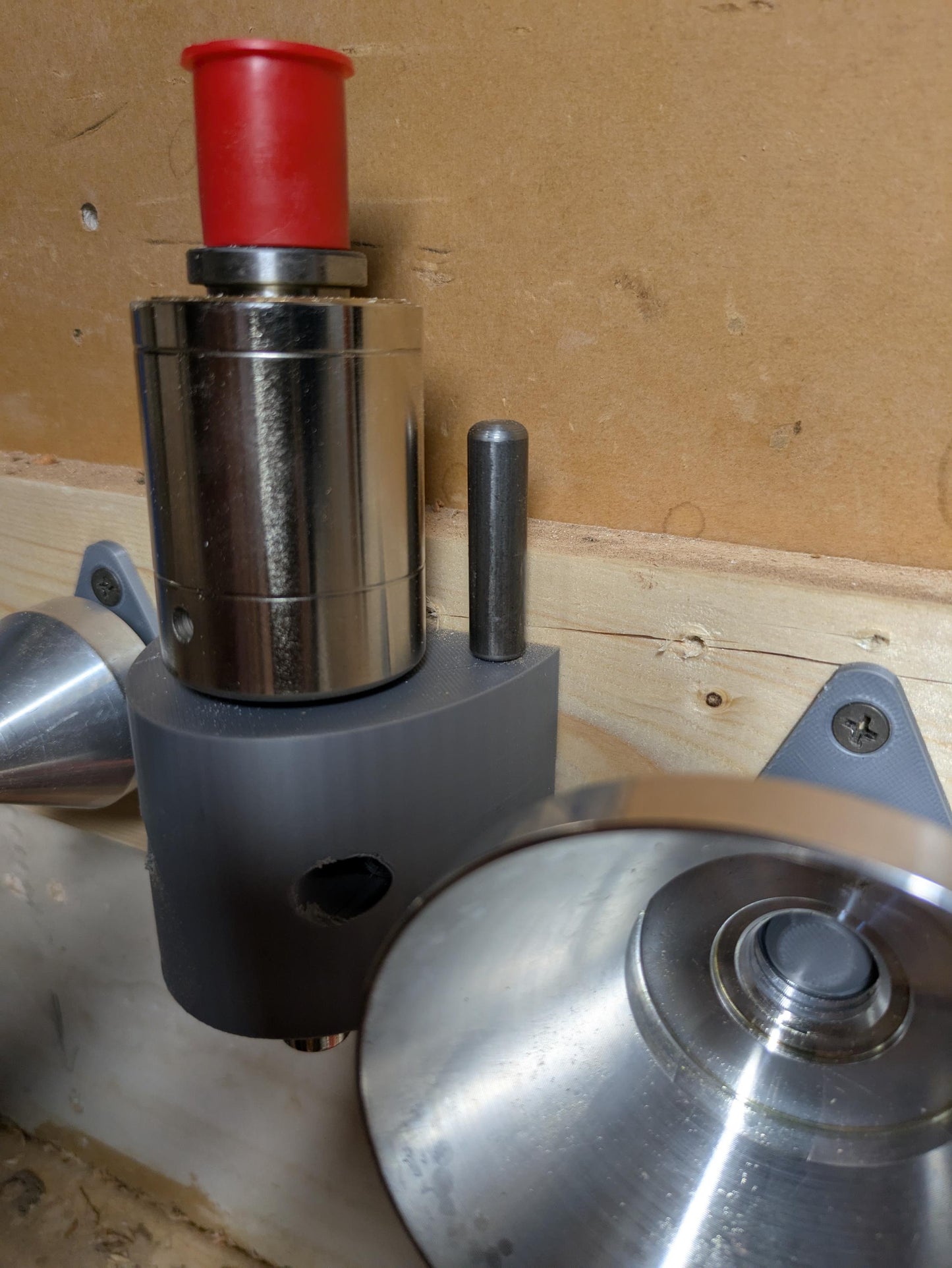 Wall mount for One Way live center and accessories