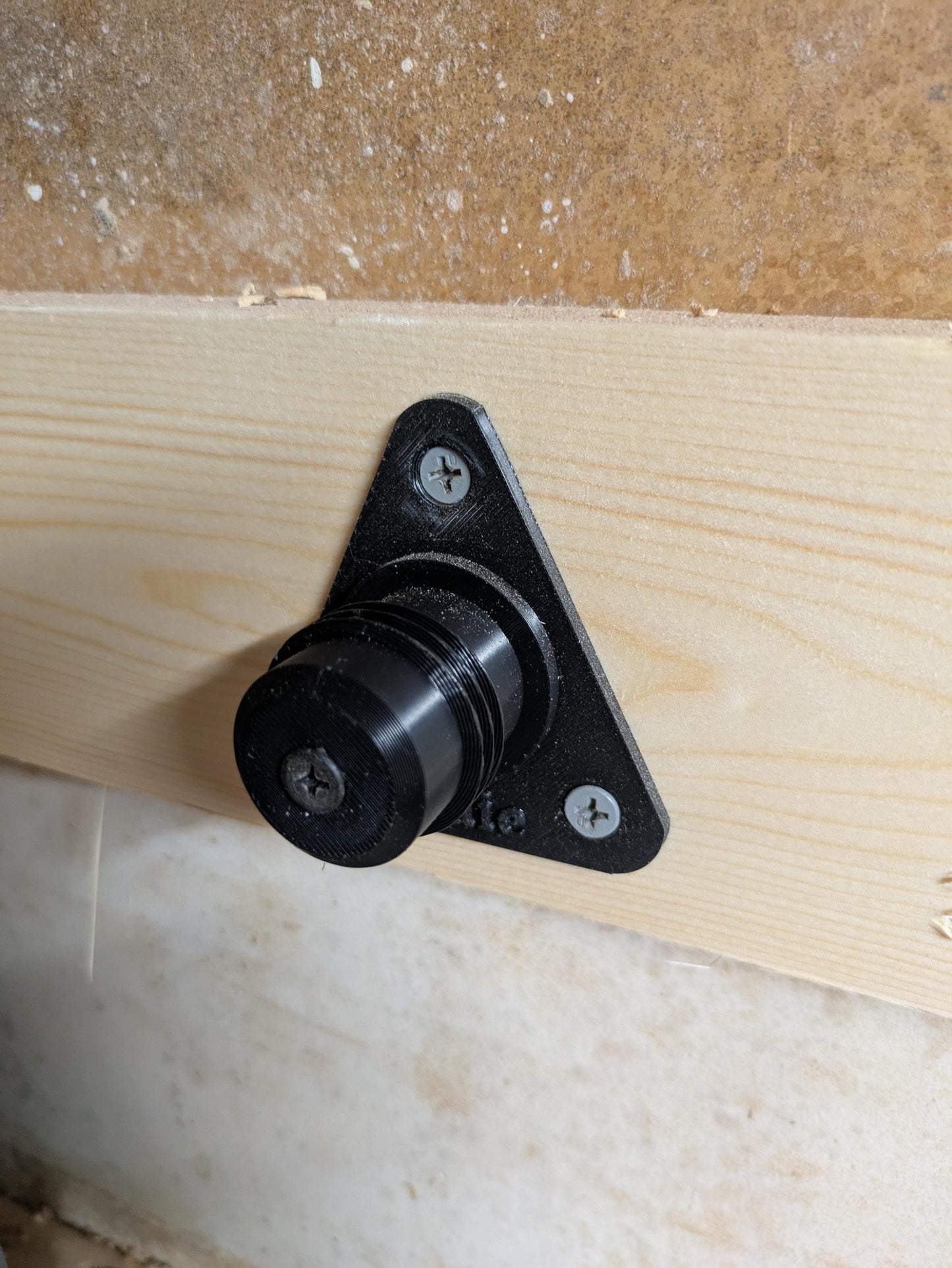 Set of 5 lathe chuck and face plate wall mounts
